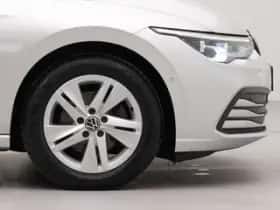 Volkswagen Golf (2021) thumbnail 37