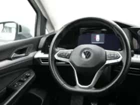 Volkswagen Golf (2021) thumbnail 6