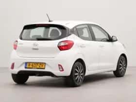 Hyundai i10 (2023) thumbnail 2