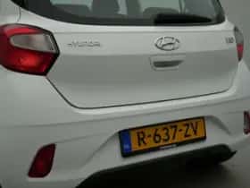 Hyundai i10 (2023) thumbnail 25
