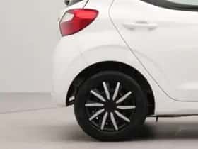 Hyundai i10 (2023) thumbnail 36