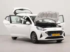 Hyundai i10 (2023) thumbnail 40