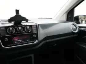 Volkswagen Up! (2023) thumbnail 13