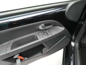 Volkswagen Up! (2023) thumbnail 14