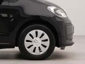 Volkswagen Up! (2023) thumbnail 32