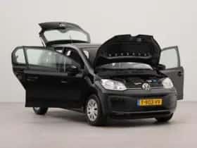 Volkswagen Up! (2023) thumbnail 35