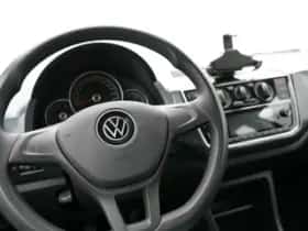 Volkswagen Up! (2023) thumbnail 8