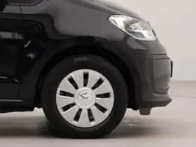 Volkswagen Up! (2022) thumbnail 37