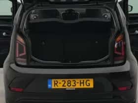 Volkswagen Up! (2022) thumbnail 38