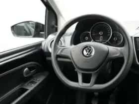 Volkswagen Up! (2022) thumbnail 6