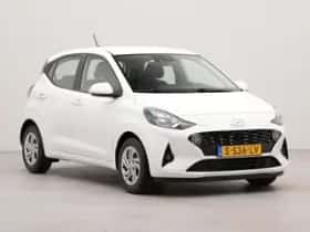 Hyundai i10 (2023) thumbnail 3