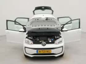 Volkswagen Up! (2021) thumbnail 17