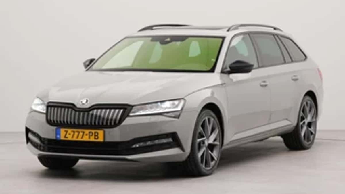 Škoda Superb (2024) — foto 1