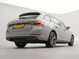 Škoda Superb (2024) thumbnail 11