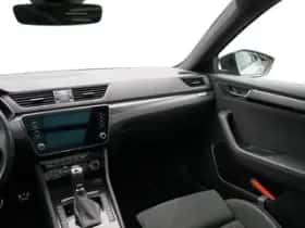 Škoda Superb (2024) thumbnail 7