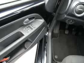 Volkswagen Up! (2023) thumbnail 15