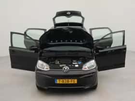 Volkswagen Up! (2023) thumbnail 17