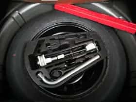 Volkswagen Up! (2023) thumbnail 21