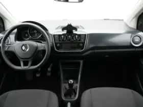 Volkswagen Up! (2023) thumbnail 5