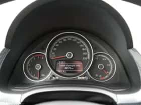 Volkswagen Up! (2023) thumbnail 8