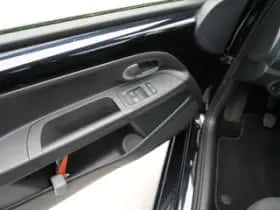 Volkswagen Up! (2023) thumbnail 15