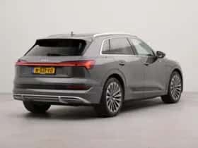 Audi e-tron (2021) thumbnail 2