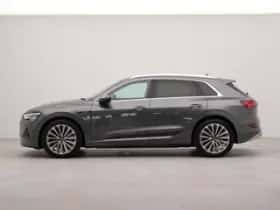 Audi e-tron (2021) thumbnail 38