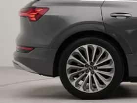 Audi e-tron (2021) thumbnail 45