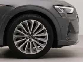 Audi e-tron (2021) thumbnail 46
