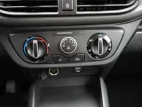 Hyundai i10 (2022) thumbnail 12
