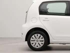 Volkswagen Up! (2023) thumbnail 37