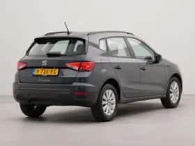SEAT Arona (2022) thumbnail 2