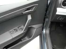 SEAT Arona (2022) thumbnail 23
