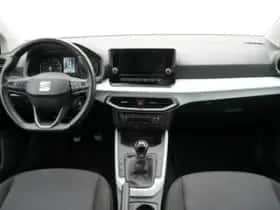SEAT Arona (2022) thumbnail 5