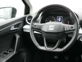 SEAT Arona (2023) thumbnail 6