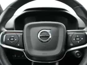 Volvo XC40 (2023) thumbnail 14