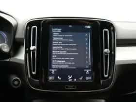 Volvo XC40 (2023) thumbnail 19