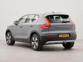 Volvo XC40 (2023) thumbnail 4