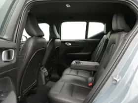 Volvo XC40 (2023) thumbnail 8