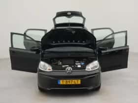 Volkswagen Up! (2023) thumbnail 17