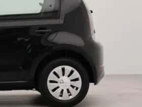 Volkswagen Up! (2023) thumbnail 31