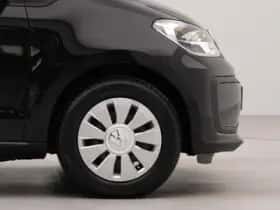 Volkswagen Up! (2023) thumbnail 33