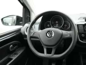 Volkswagen Up! (2023) thumbnail 6
