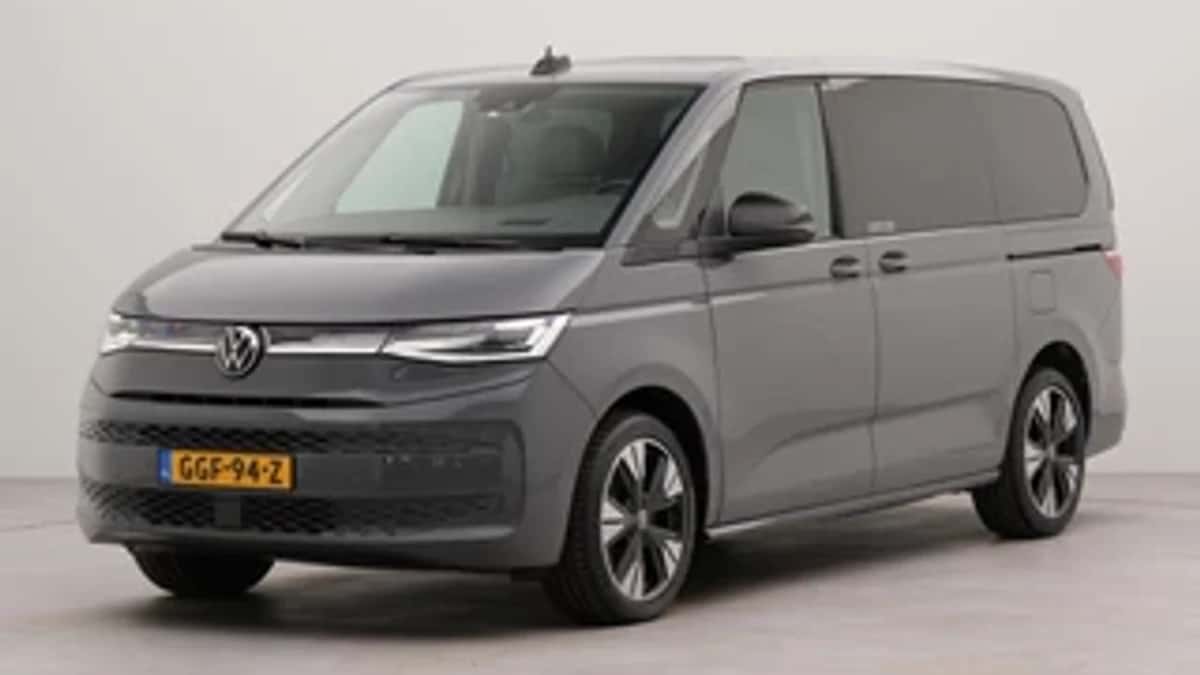 Volkswagen Multivan (2024) — foto 1