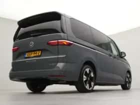 Volkswagen Multivan (2024) thumbnail 11