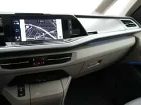 Volkswagen Multivan (2024) thumbnail 15