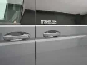 Volkswagen Multivan (2024) thumbnail 23