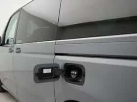 Volkswagen Multivan (2024) thumbnail 26
