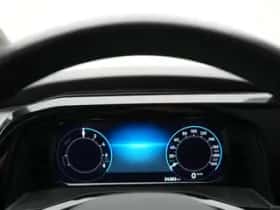 Volkswagen Multivan (2024) thumbnail 5