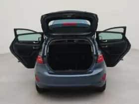 Ford Fiesta (2023) thumbnail 18